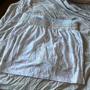 New no tags Columbia skort